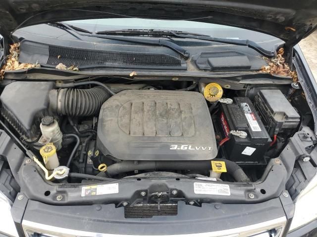 2016 Chrysler Town & Country Touring