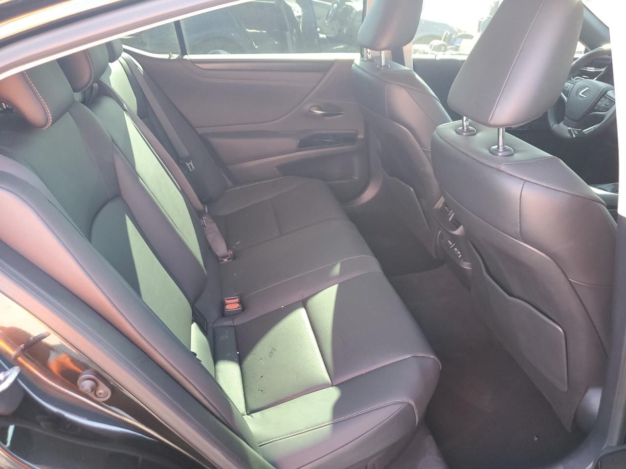 2025 Lexus Es 300h Base