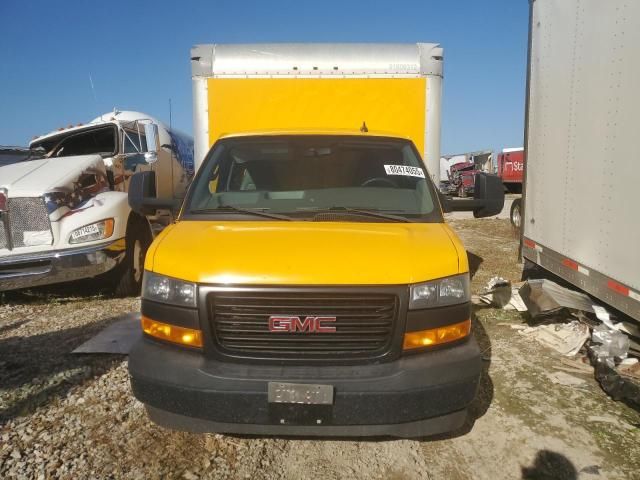 2018 GMC Savana Cutaway G3500