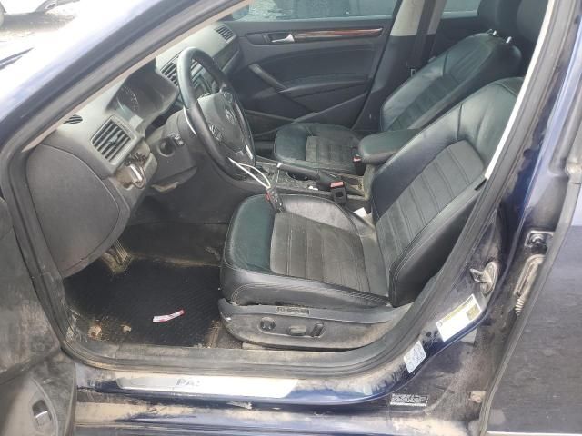 2014 Volkswagen Passat SEL