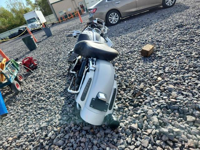 2009 Harley-Davidson FLTRSE3