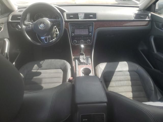2013 Volkswagen Passat SEL