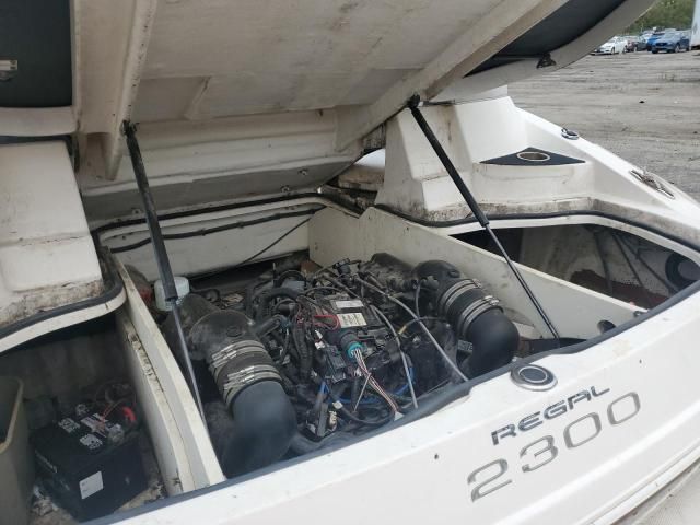 2011 Regal L Boat