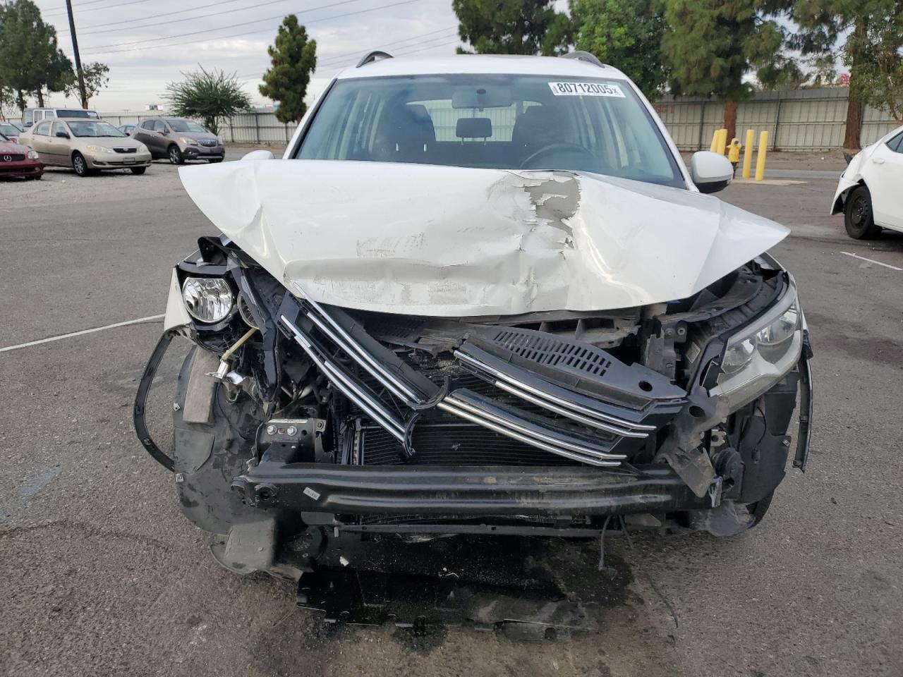 2015 Volkswagen Tiguan s