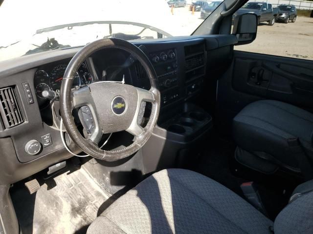 2015 Chevrolet Express G2500