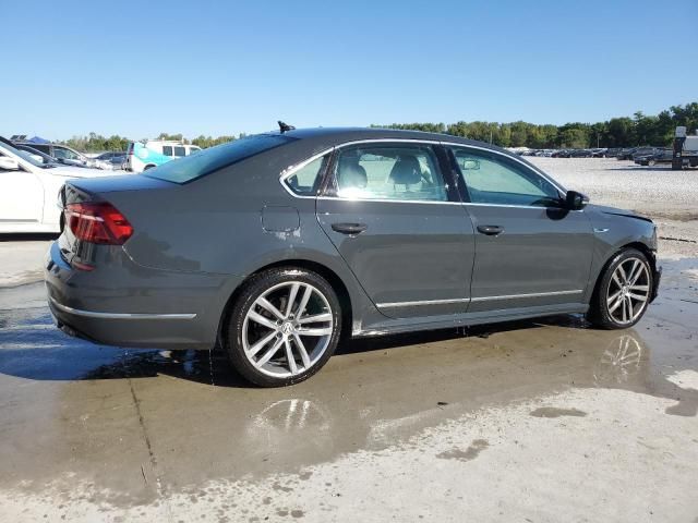 2017 Volkswagen Passat R-Line