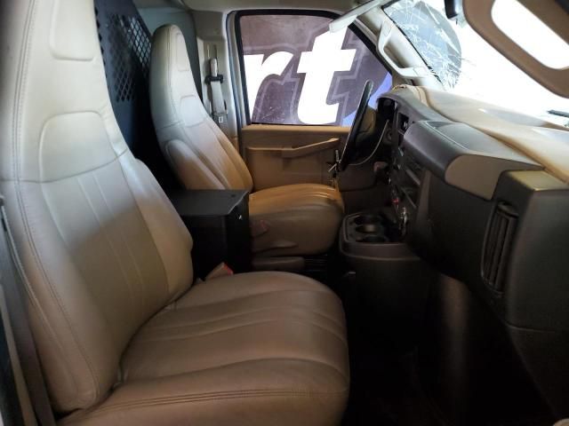 2023 GMC Savana G2500