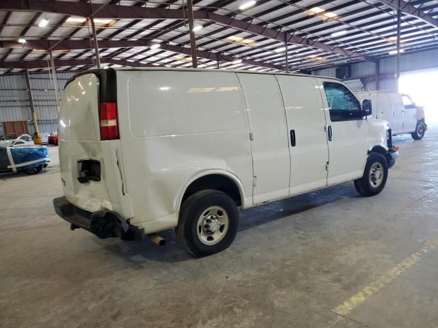 2015 Chevrolet Express G2500