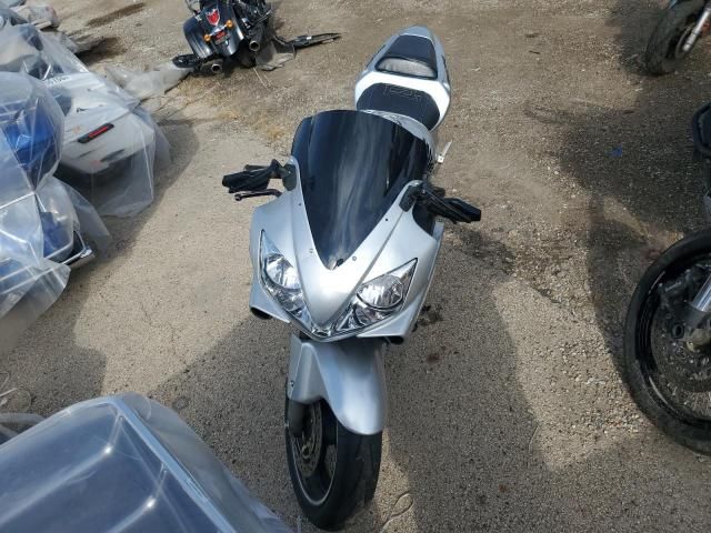2001 Honda CBR600 F4