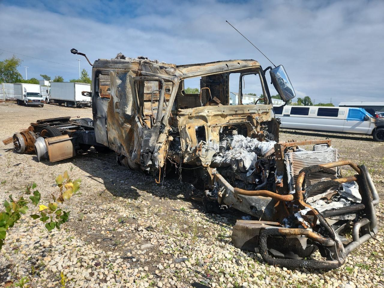 2018 Volv O VNL Semi Truck