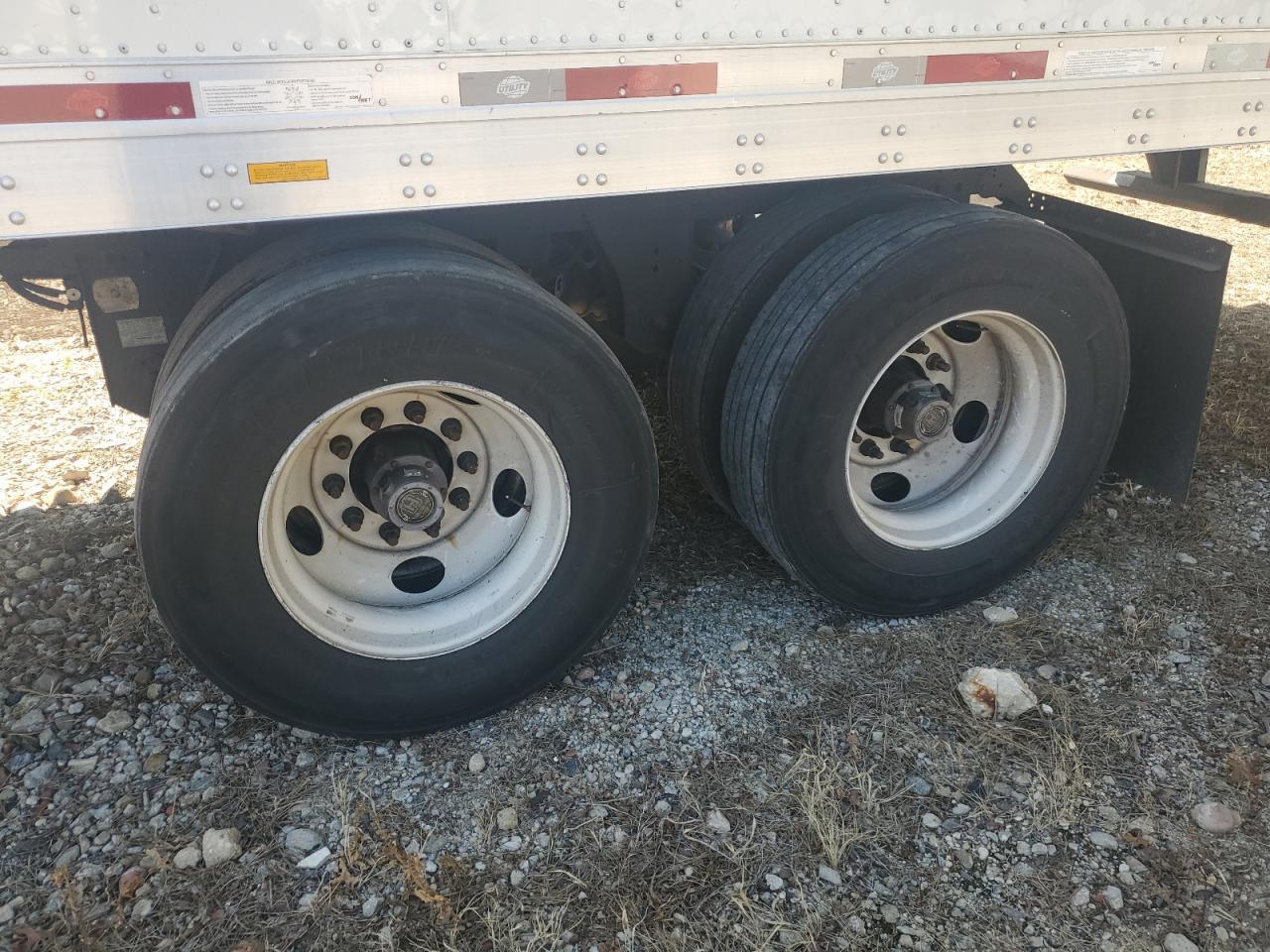 2025 Utility VS2DX DRY Van Trailer