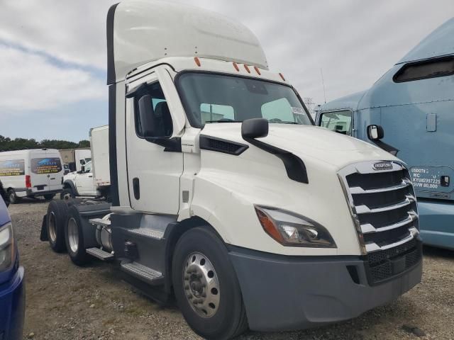 2024 Freightliner Cascadia 116 Semi Truck