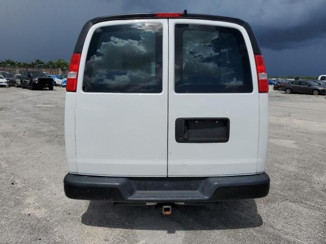 2020 Chevrolet Express G2500