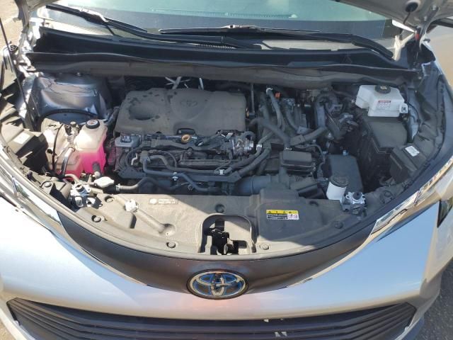 2022 Toyota Sienna xle