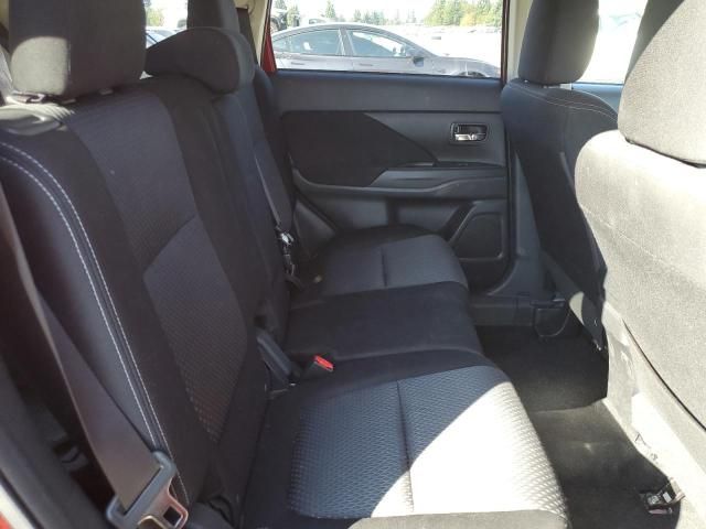 2018 Mitsubishi Outlander SE
