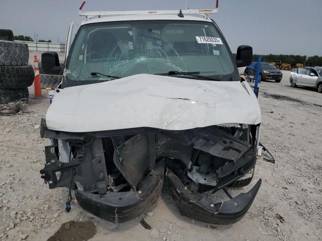 2022 Chevrolet Express G2500