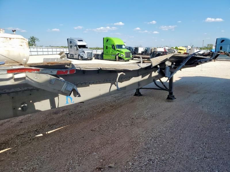2003 Reitnouer Flatbed Trailer