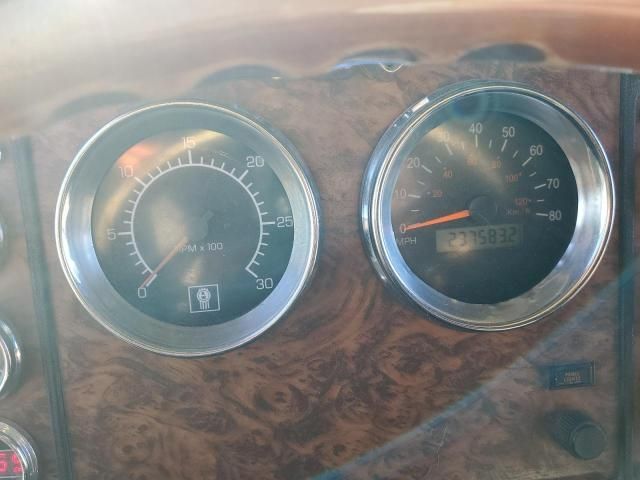 2000 Kenworth W900 Semi Truck