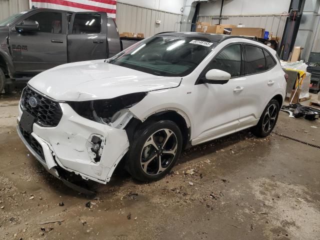 2023 Ford Escape ST Line Select