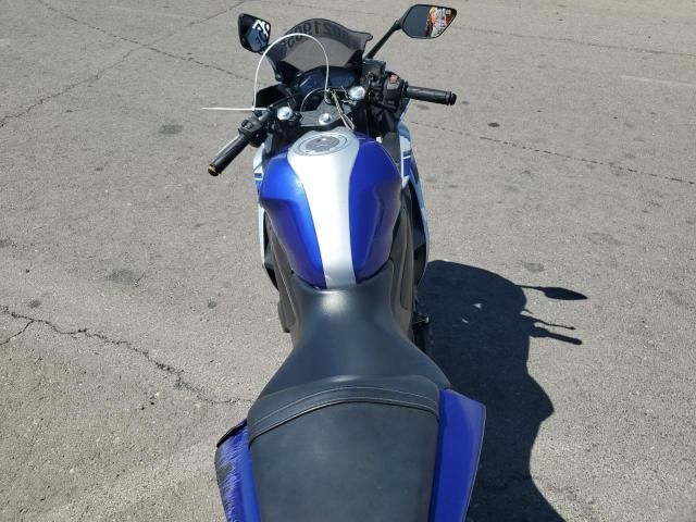 2016 Yamaha YZFR3