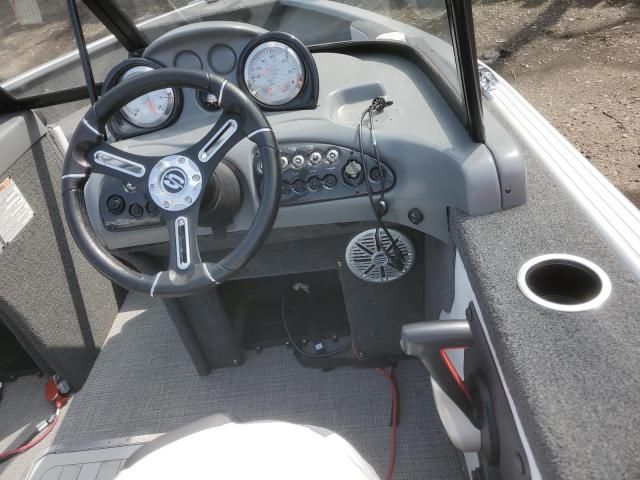 2023 Smokercraft Ultima 172 Lega