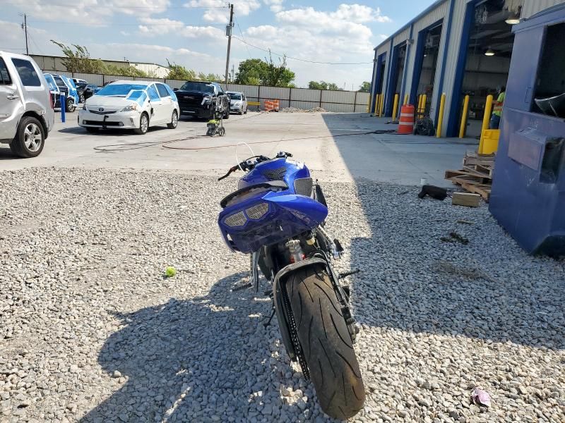 2004 Yamaha YZFR6 L