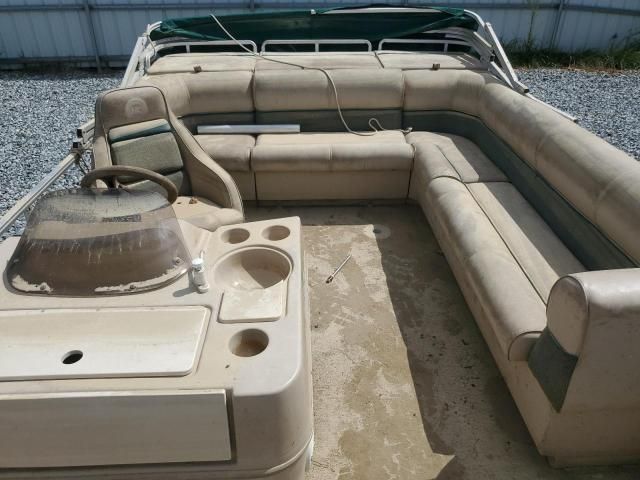 2000 Harris Kayot Pontoon