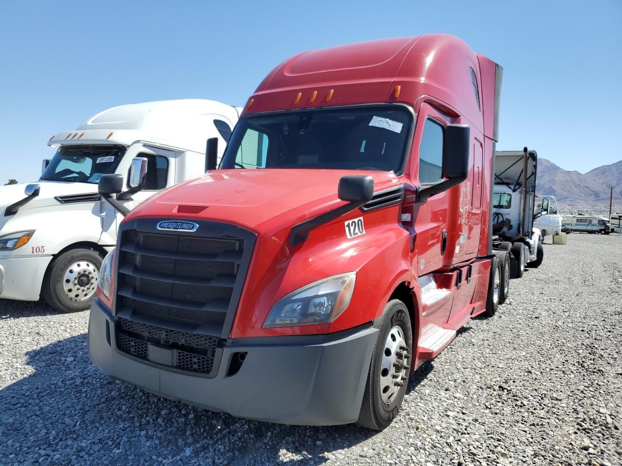 2020 Freightliner Cascadia 126 Semi Truck