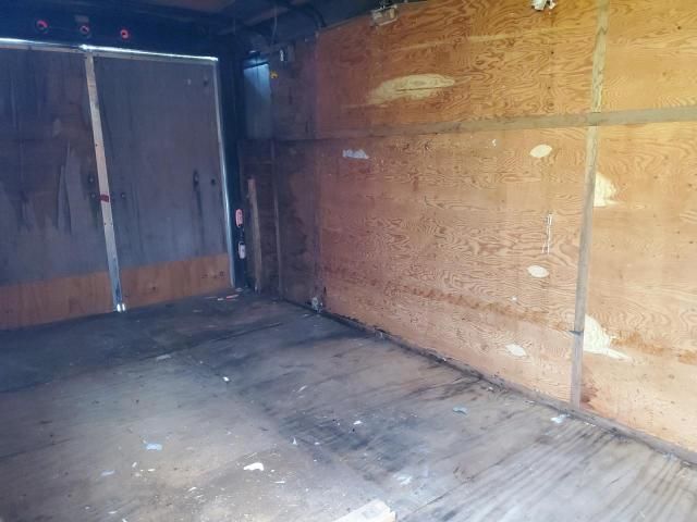 2000 United Expressline Enclosed Cargo Trailer
