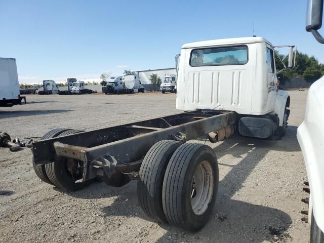 1997 International 4000 4700