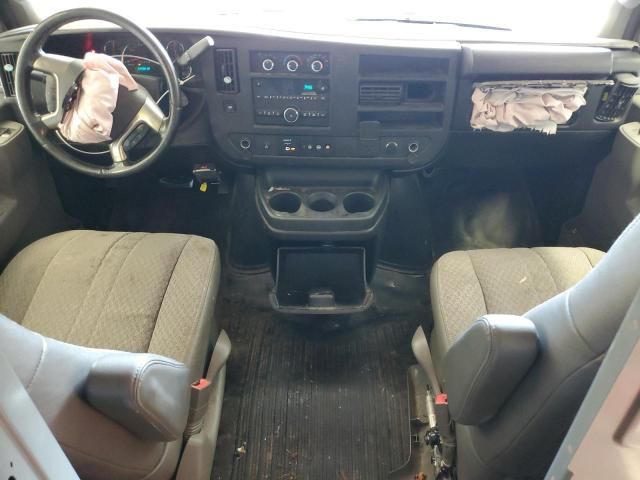 2017 Chevrolet Express G2500