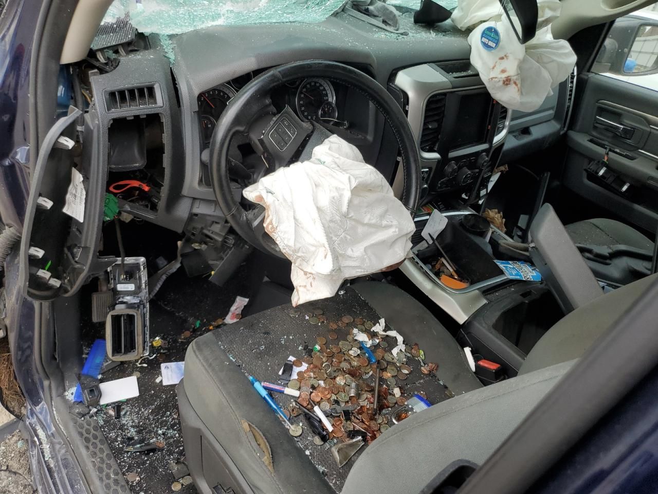 2015 Dodge Ram 1500 slt