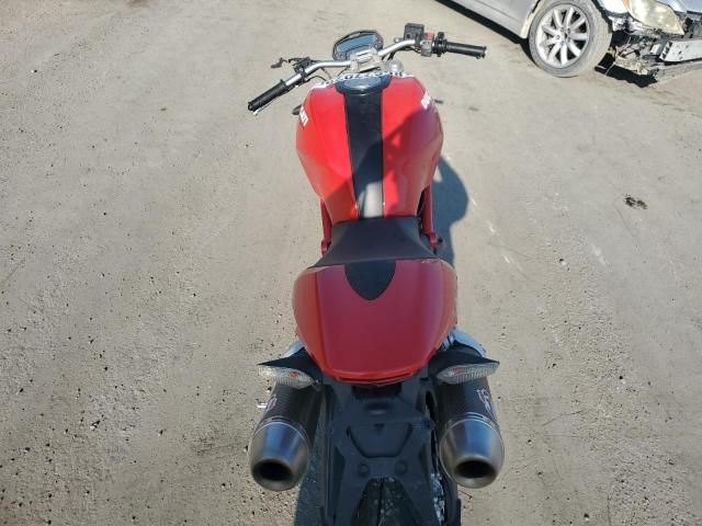 2013 Ducati Monster 696