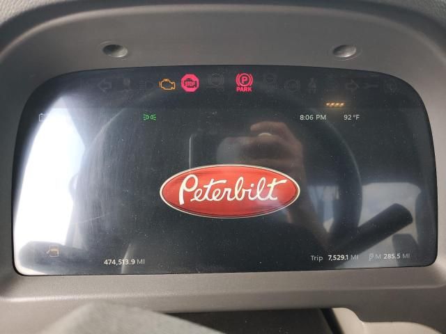 2023 Peterbilt 579 Semi Truck
