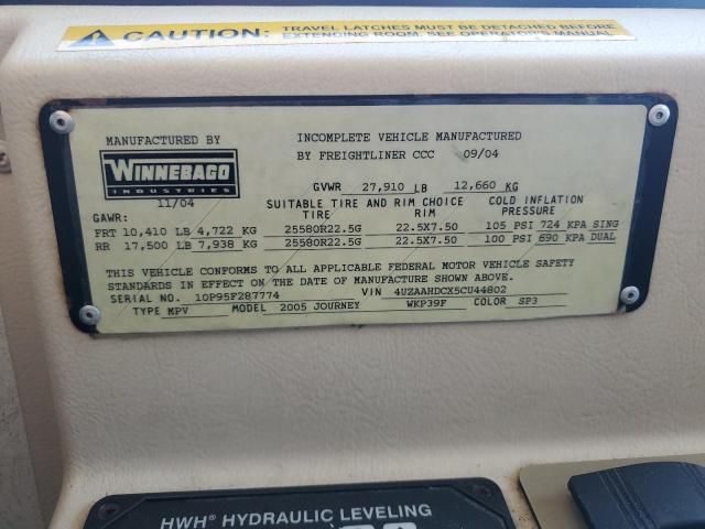 2005 Winnebago 2005 Freightliner Chassis X Line Motor Home