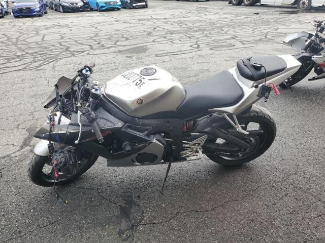 2003 Yamaha YZFR6 L