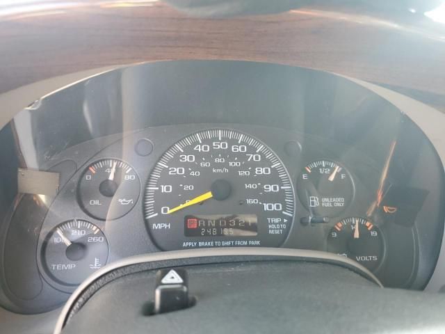 2001 GMC Safari XT