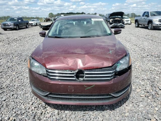 2014 Volkswagen Passat SE