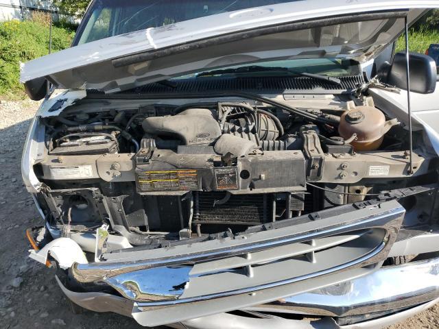 2000 Ford Econoline E350 Super Duty Wagon