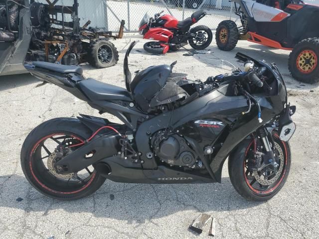 2013 Honda CBR1000 RR