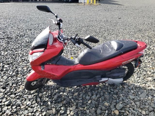 2013 Honda PCX 150