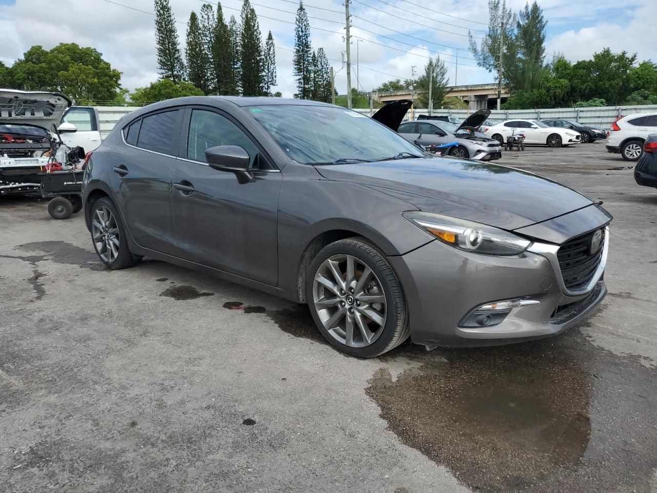 2018 Mazda 3 Grand Touring