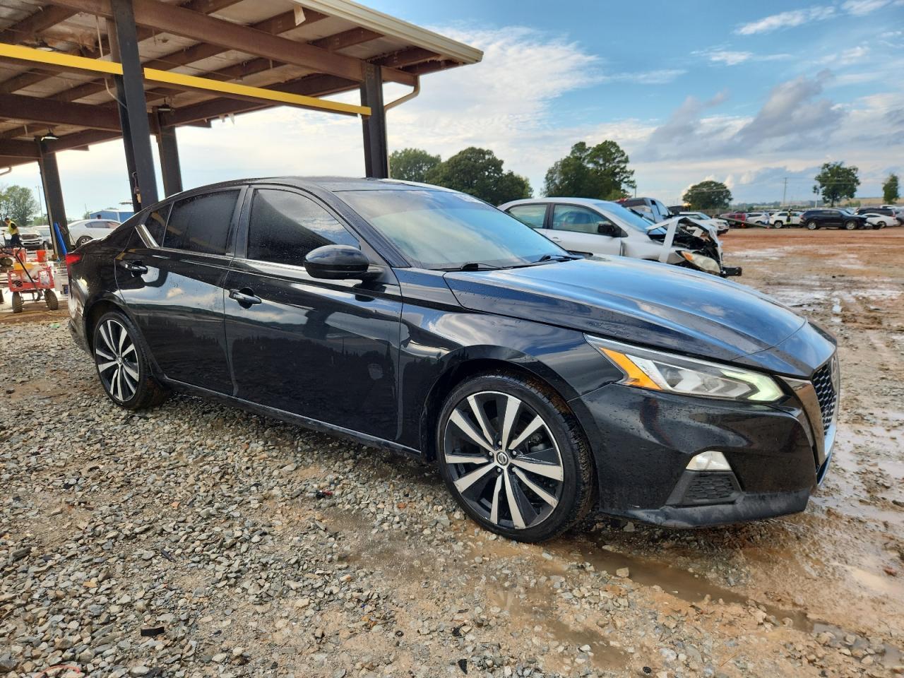 2021 Nissan Altima sr