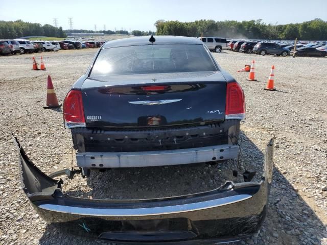2016 Chrysler 300C