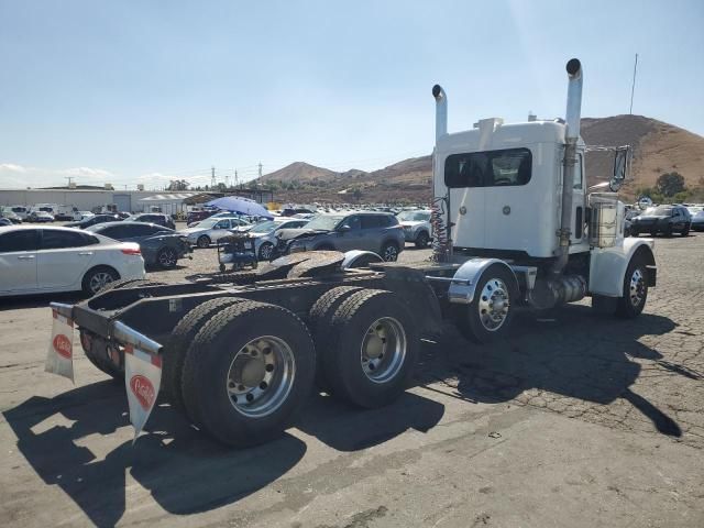 2019 Peterbilt 389 Semi Truck