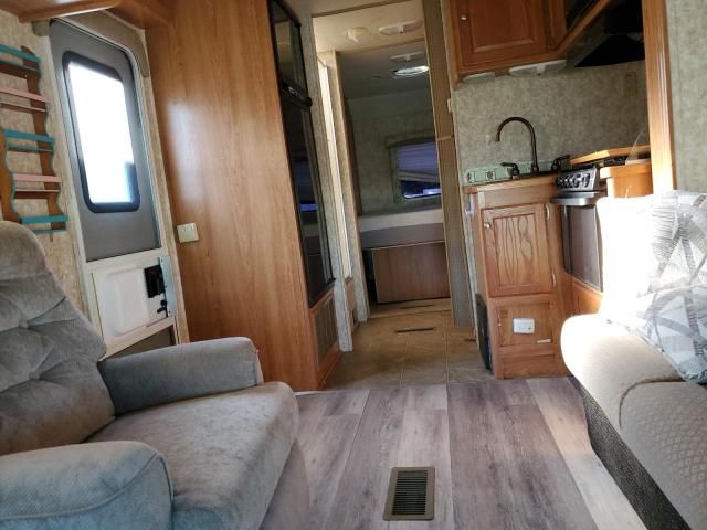 2007 Ford 2006 Ford Econoline E450 Super Duty Cutaway Van