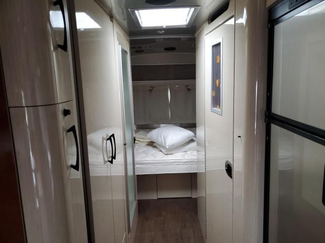 2017 Airstream M-30 Serenity