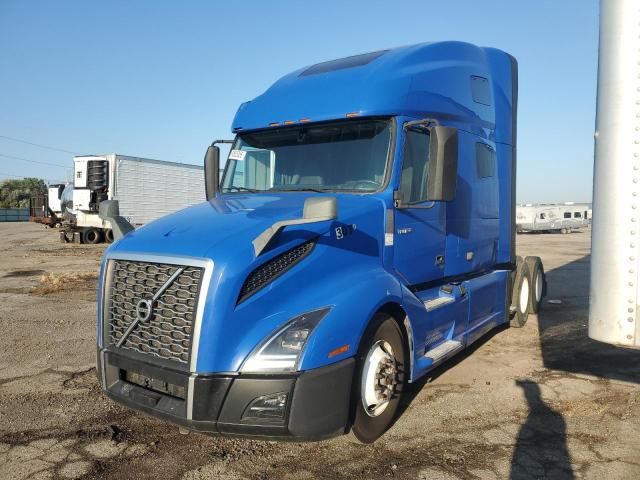 2019 Volvo VNL Semi Truck