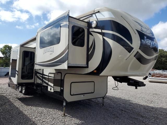 2015 Jayco Pinnacle-Camper