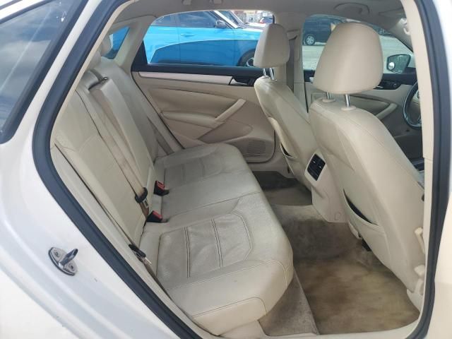 2013 Volkswagen Passat SE